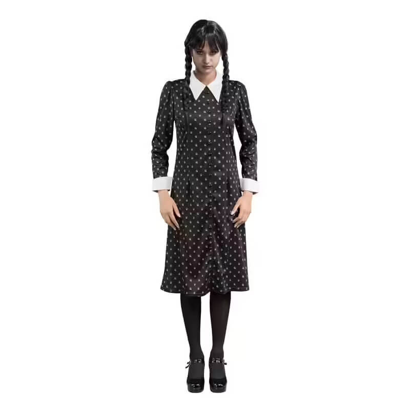 La robe noire classique de Mercredi de la série de Tim Burton à porter pour Halloween | jourdefete.com