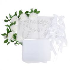 Optez pour ce kit de décoration de voiture "Vive les mariés" de couleur blanc pour votre mariage | jourdefete.com