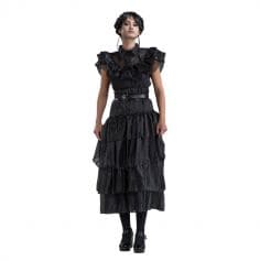 Une belle robe de bal à l'effigie de Mercredi Addams | jourdefete.com