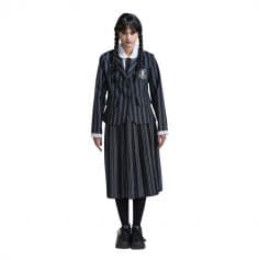 Un uniforme idéal pour ressembler à Mercredi Addams | jourdefete.com