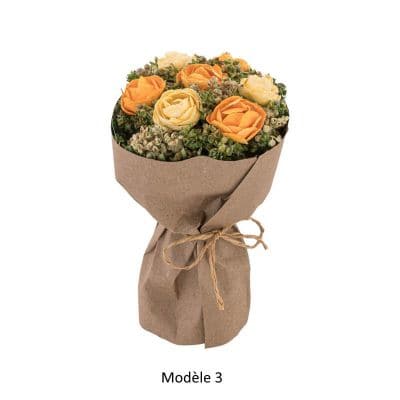 Soyez charmé par ce bouquet de roses de couleur jaune et orange à poser sur la table de votre événement | jourdefete.com