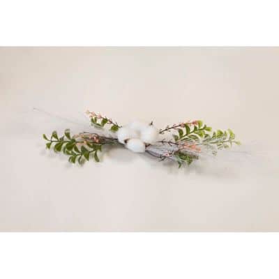 Centre de table de fleurs de coton, herbe et pampa sur brindille - Couleur Blanc | jourdefete.com