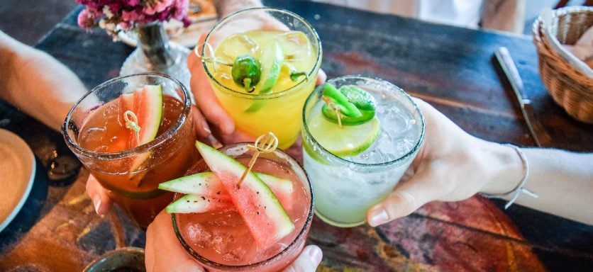 Des idées de recettes de cocktails faciles à faire pour l'été | jourdefete.com